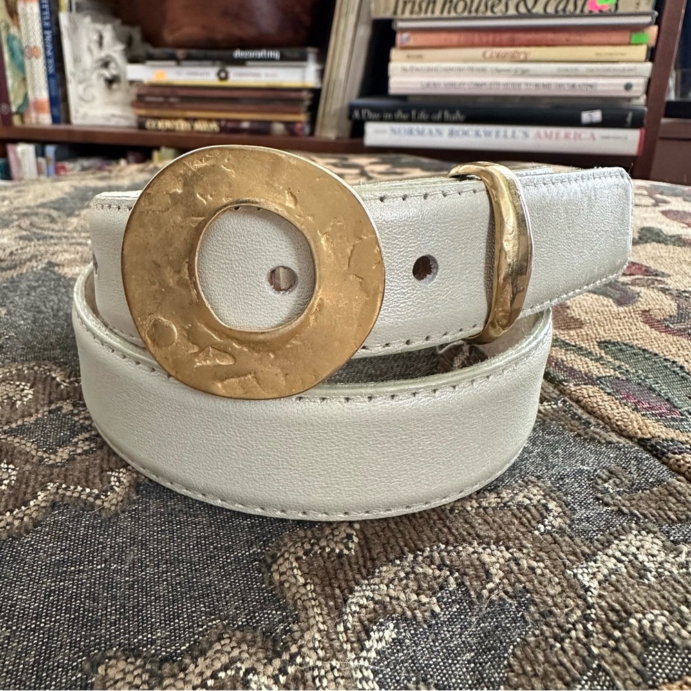 Vintage Leather belt with brass buckle, made in Italy